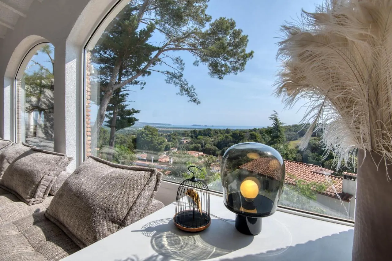 Bon Repos Villa Pals Nyaraló